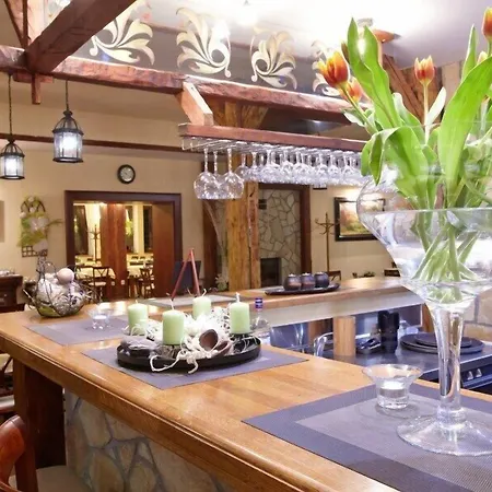 Konukevi A Restaurace Stare Casy 3*
